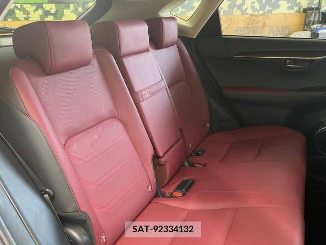 Lexus NX 2018-01 275705-10