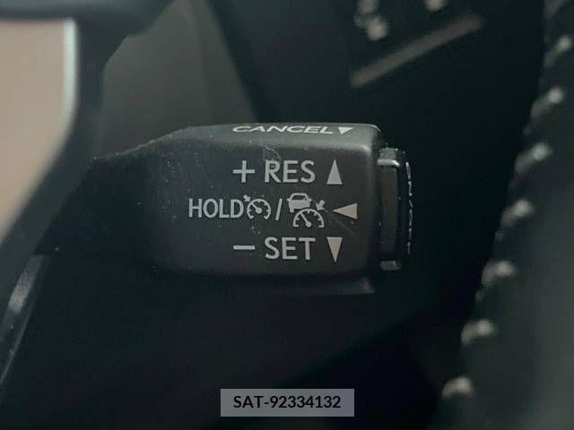 Lexus NX 2018-01 275705-5