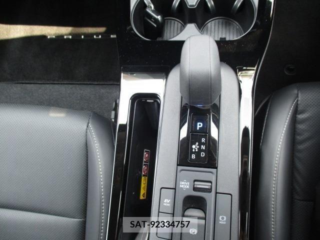 Toyota PRIUS 2023-10 313507-10