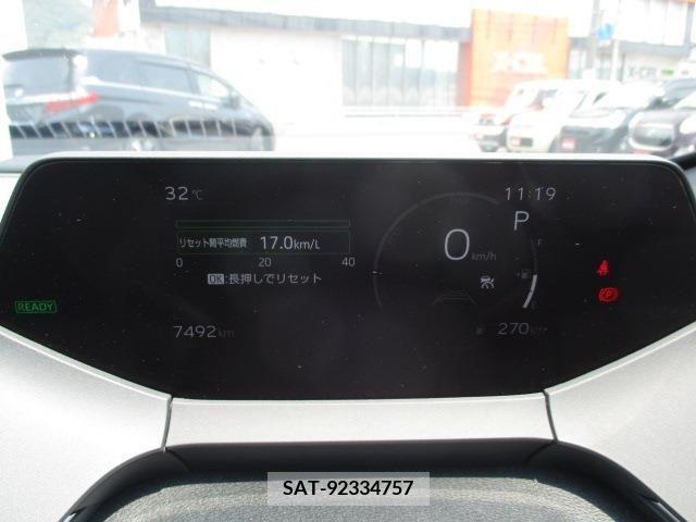 Toyota PRIUS 2023-10 313507-17