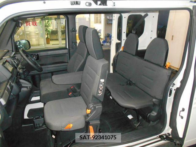 Honda N-VAN 2018-10 204098-10