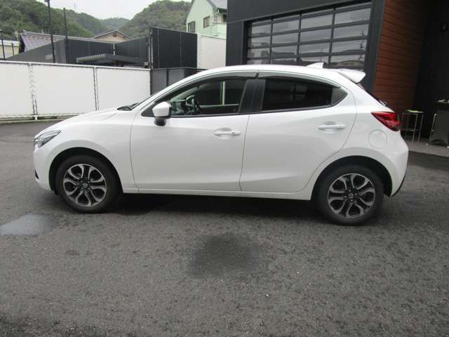 Mazda DEMIO 2015-01 15501-8