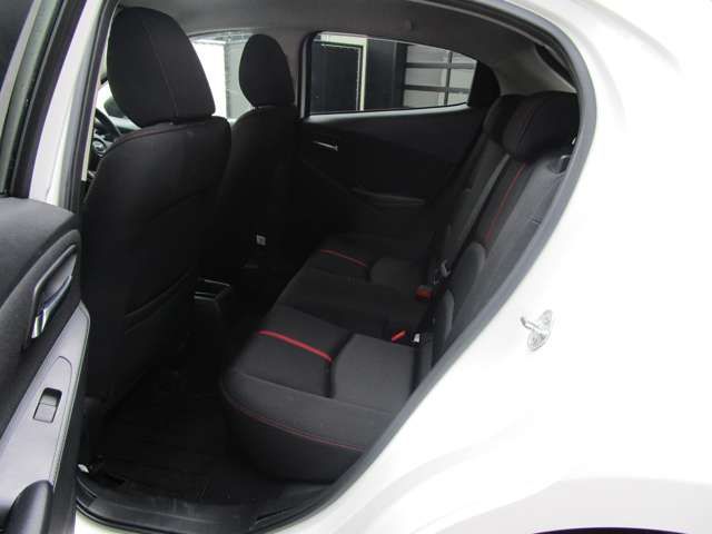 Mazda DEMIO 2015-01 15501-18