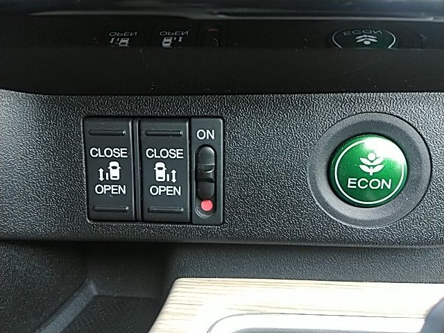 Honda e 2019-09 187997-23