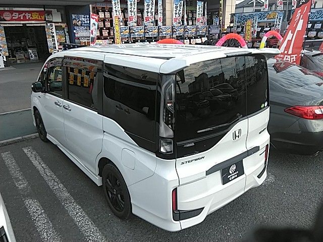 Honda e 2019-09 187997-17