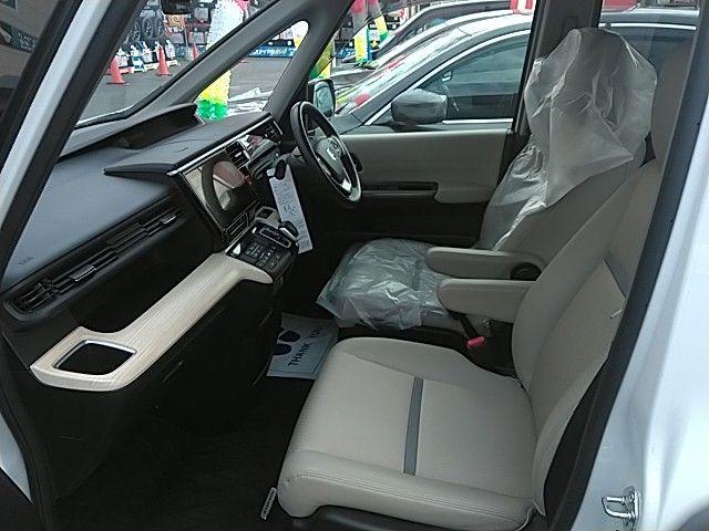 Honda e 2019-09 187997-10
