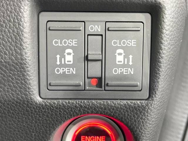 Honda N BOX CUSTOM 2018-02 8422-5