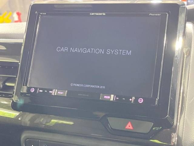 Honda N BOX CUSTOM 2018-02 8422-3