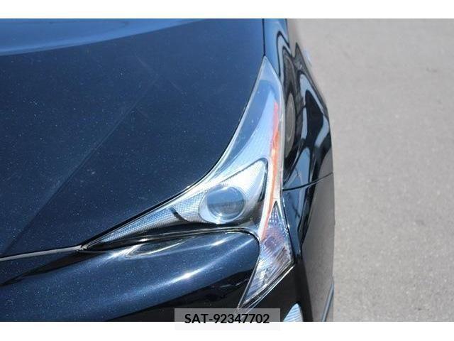 Toyota PRIUS 2016-05 366676-10