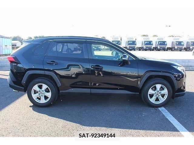 Toyota RAV4 2019-08 204865-8
