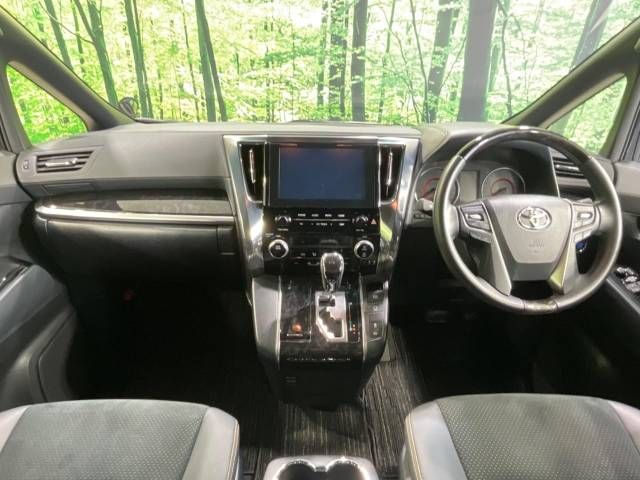 Toyota ALPHARD 2020-10 22696-1