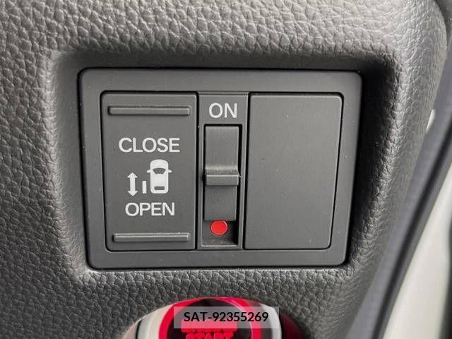 Honda N BOX CUSTOM 2022-04 339088-6