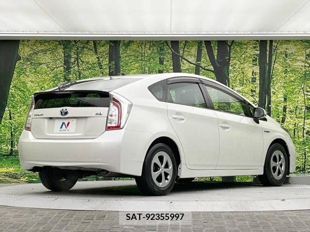 Toyota PRIUS 2015-01 219126-18