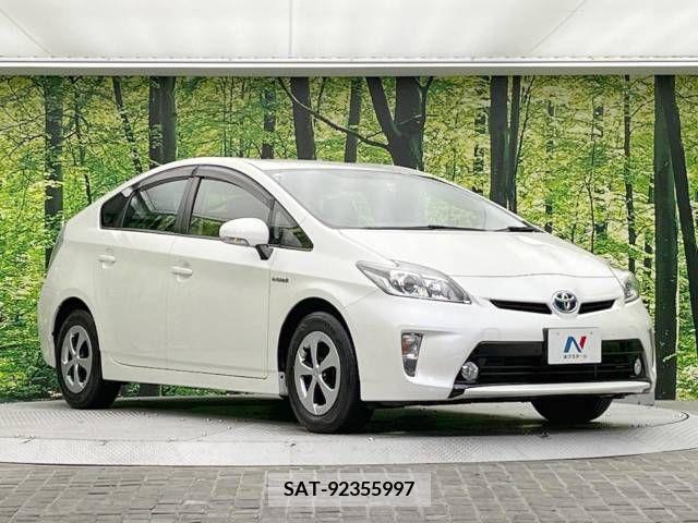 Toyota PRIUS 2015-01 219126-16