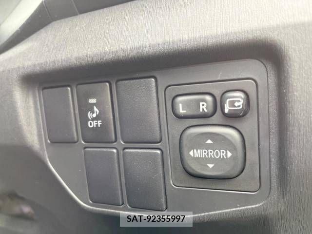 Toyota PRIUS 2015-01 219126-9