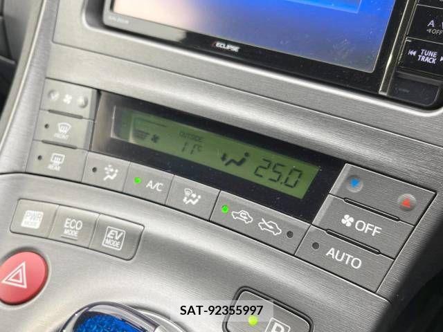 Toyota PRIUS 2015-01 219126-6