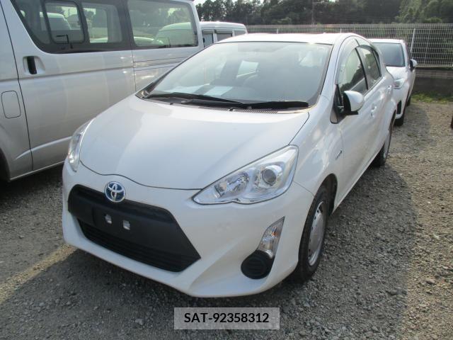 Toyota AQUA 2017-01 327661-3