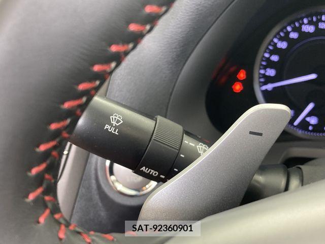 Lexus IS 2013-03 388279-24