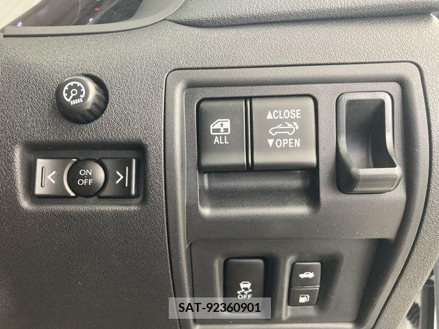 Lexus IS 2013-03 388279-19