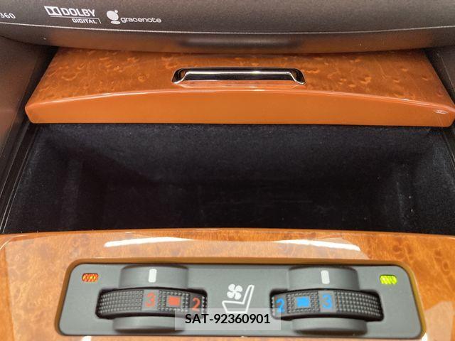 Lexus IS 2013-03 388279-15