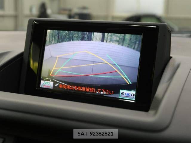 Lexus CT 2012-03 242934-3