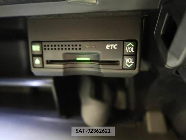 Lexus CT 2012-03 242934-8