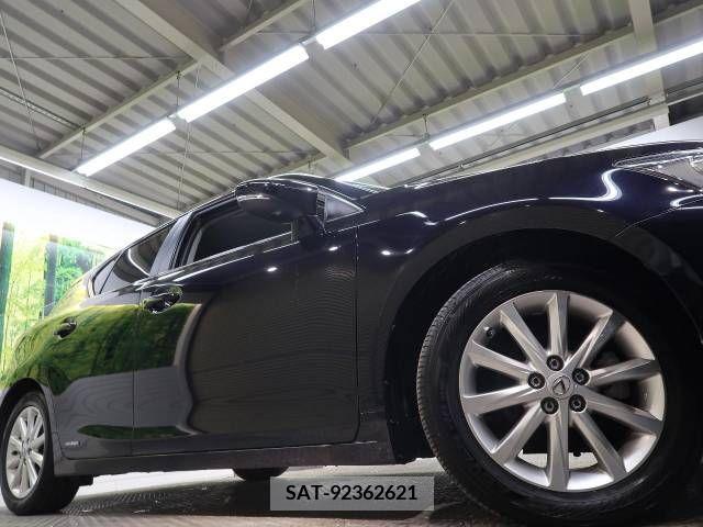 Lexus CT 2012-03 242934-13