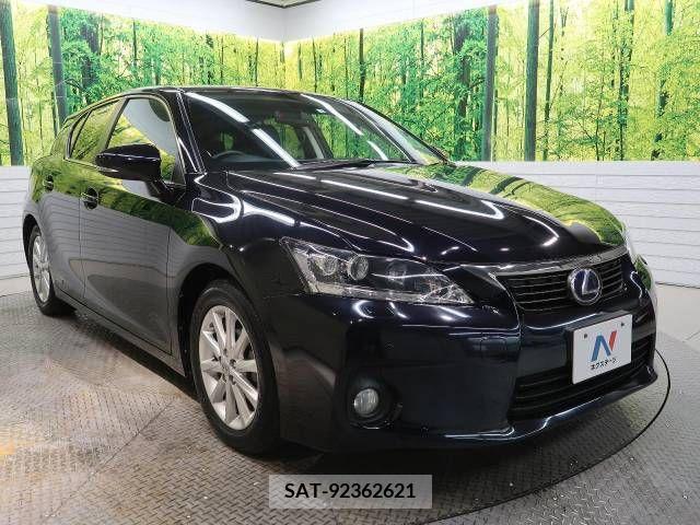 Lexus CT 2012-03 242934-15