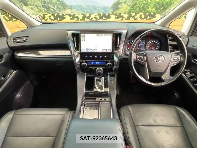 Toyota ALPHARD 2018-07 209669-1