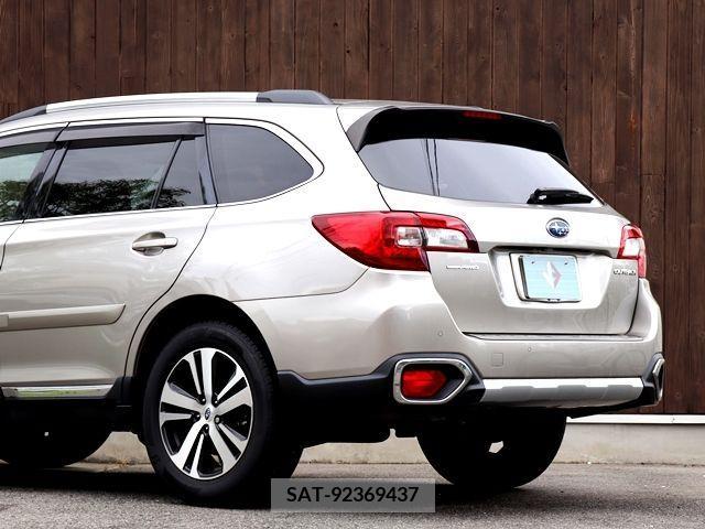 Subaru OUTBACK 2018-02 351287-12