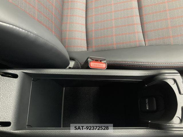 Toyota AQUA 2023-02 350248-17