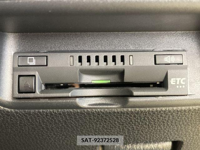 Toyota AQUA 2023-02 350248-20
