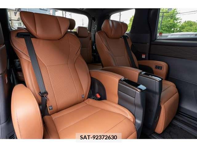 Toyota VELLFIRE 2024-01 316218-14