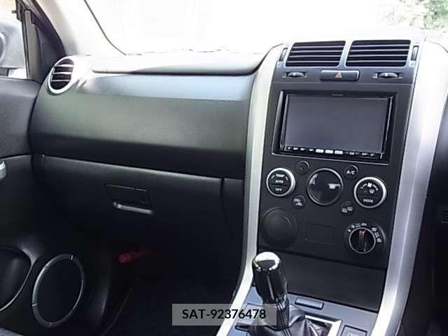 Suzuki ESCUDO 2013-04 201036-2