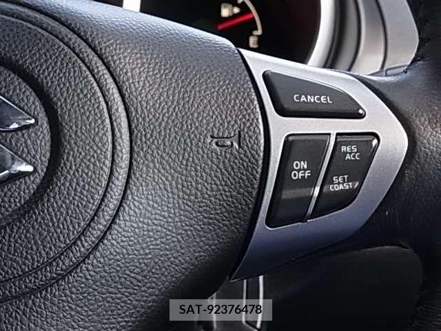 Suzuki ESCUDO 2013-04 201036-6