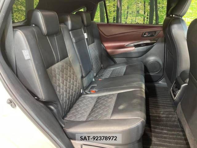 Toyota HARRIER 2017-08 382264-10