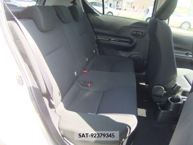 Toyota AQUA 2017-03 314296-14