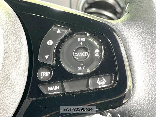 Honda N BOX CUSTOM 2022-01 210663-6
