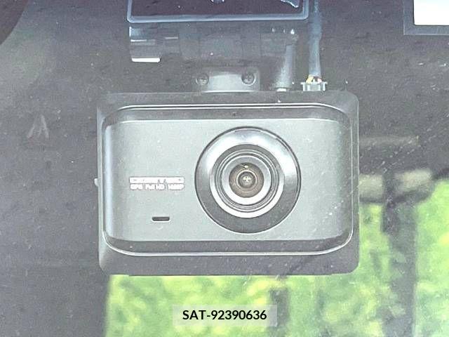 Honda N BOX CUSTOM 2022-01 210663-5