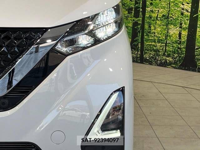 Nissan DAYZ 2019-04 358871-12