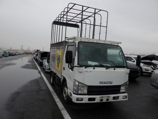 Isuzu ELF TRUCK 2014-01 183549-3