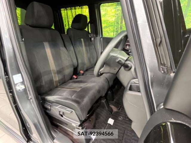 Honda N BOX CUSTOM 2018-05 279408-7