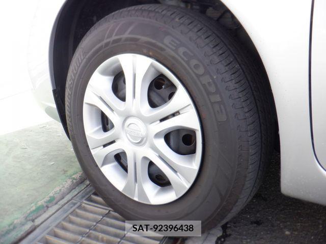 Nissan NOTE 2018-10 334742-28