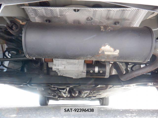 Nissan NOTE 2018-10 334742-29