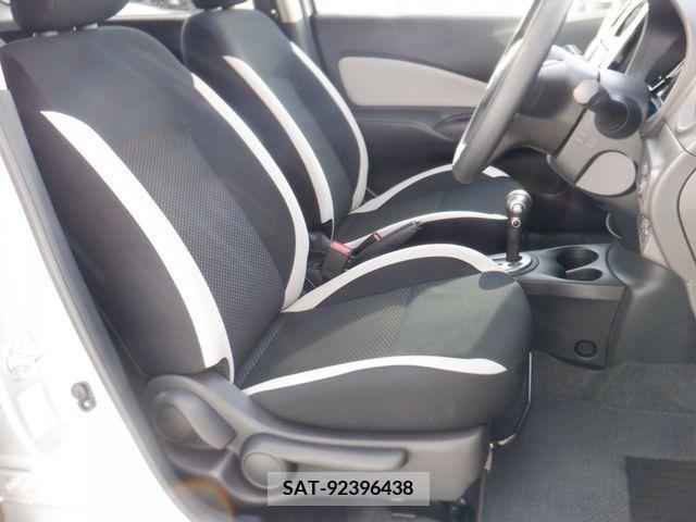 Nissan NOTE 2018-10 334742-13