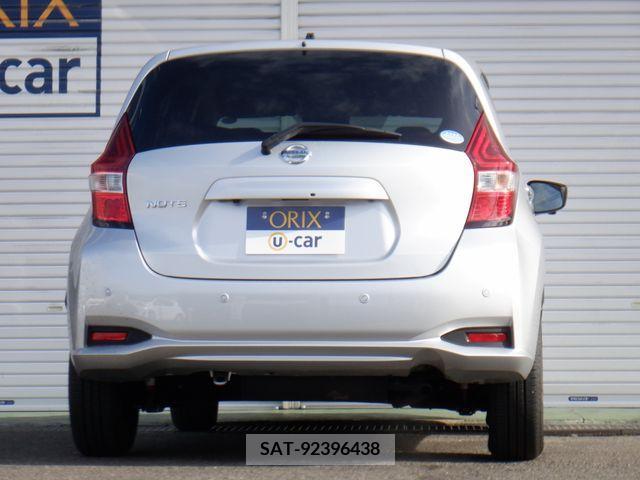 Nissan NOTE 2018-10 334742-21