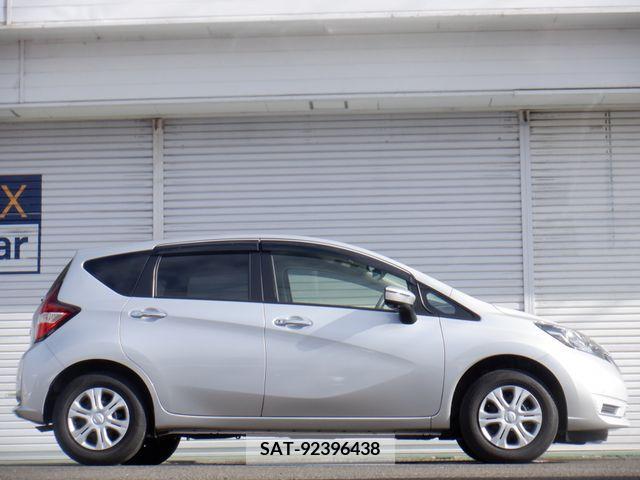 Nissan NOTE 2018-10 334742-23