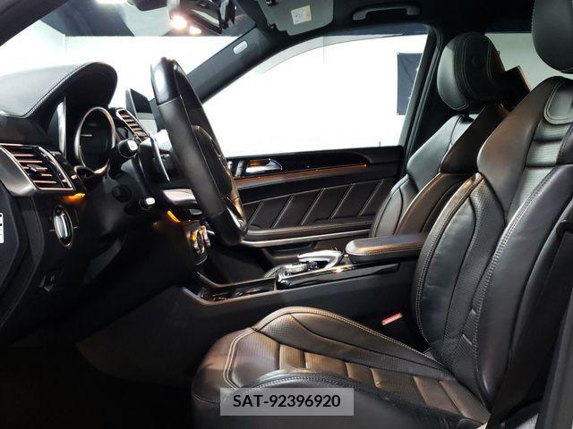 Amg S-CLASS 2016-04 245390-15