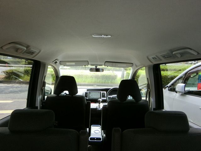 Honda e 2013-03 25017-17