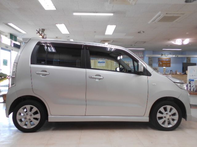 Suzuki WAGON R 2012-03 1002-8